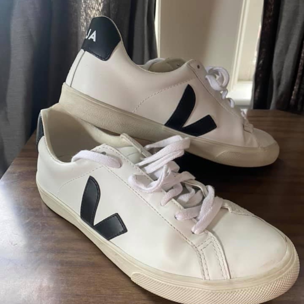 Vejas!